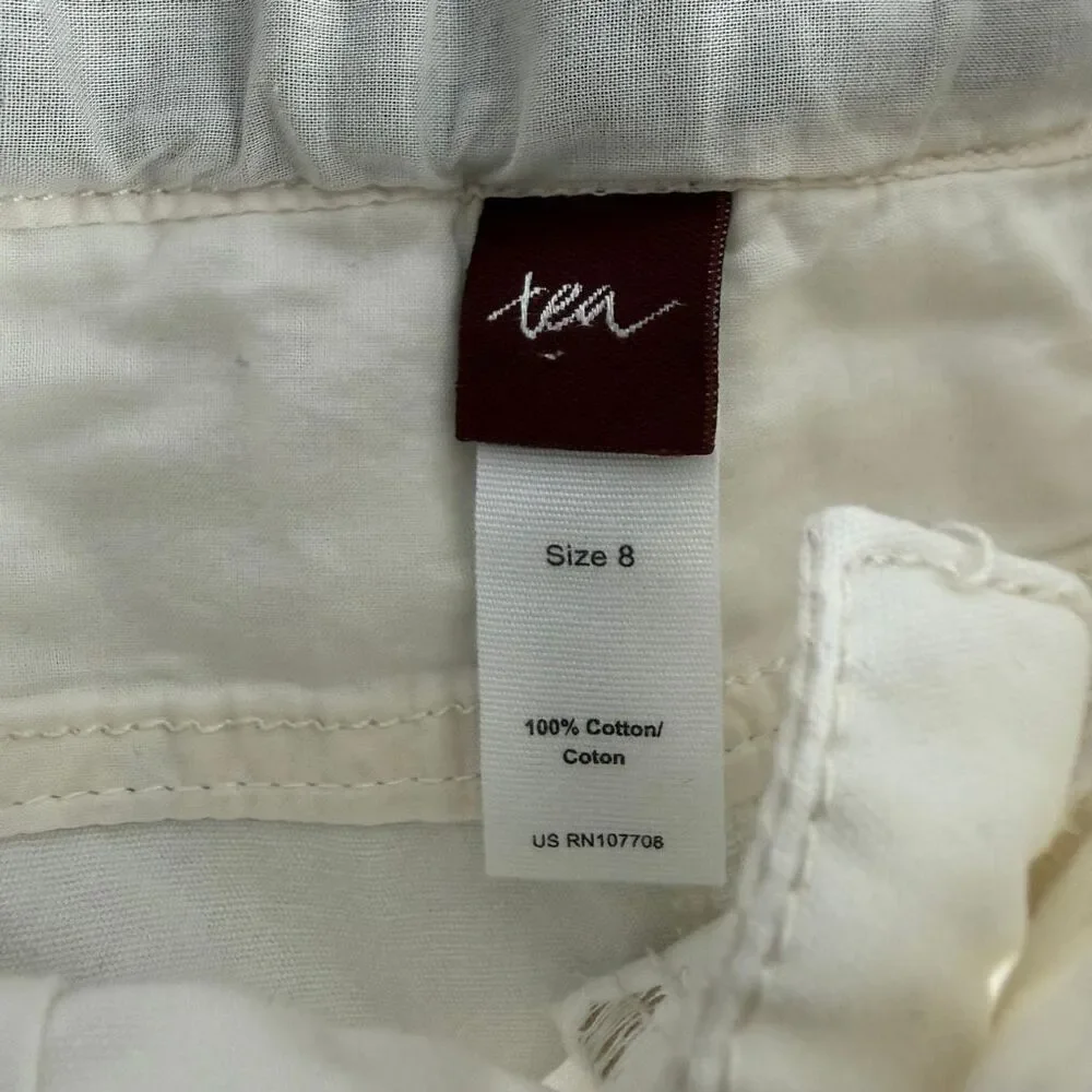 Tea size 8 Girls Shorts Cream Gold Foil